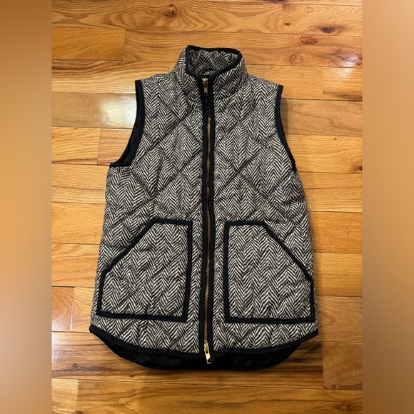 J. Crew factory gray herringbone patterned puffer vest xxs - Picture 2 of 6